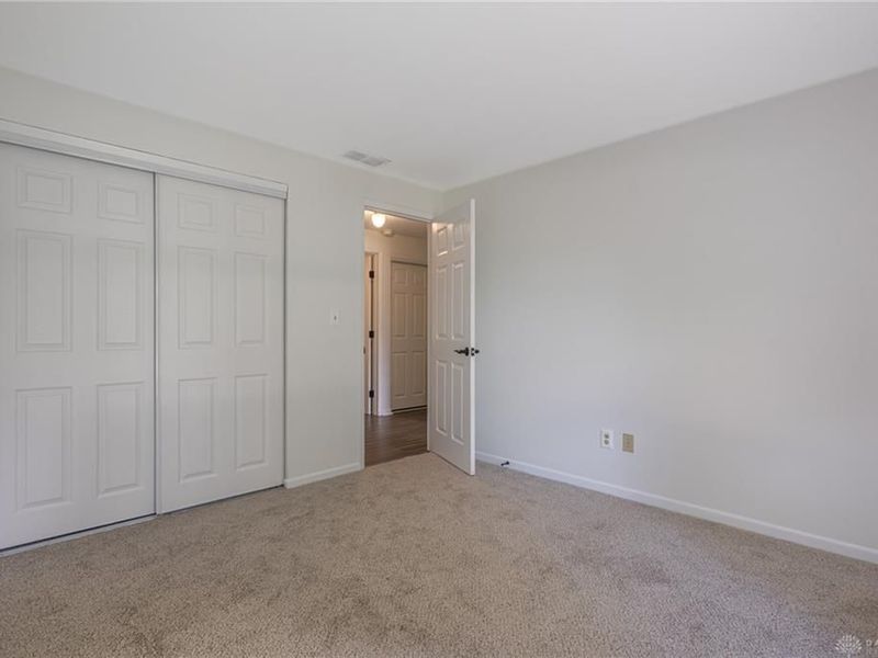 165 Finsbury Lane, Troy, OH 45373 Photo 14