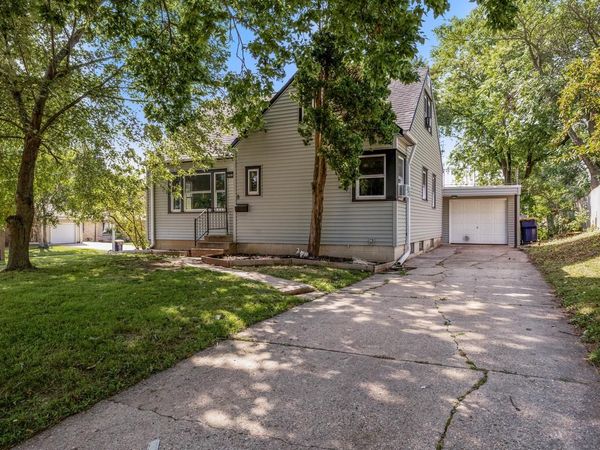 8505 W Arthur AVENUE, West Allis, WI 53227