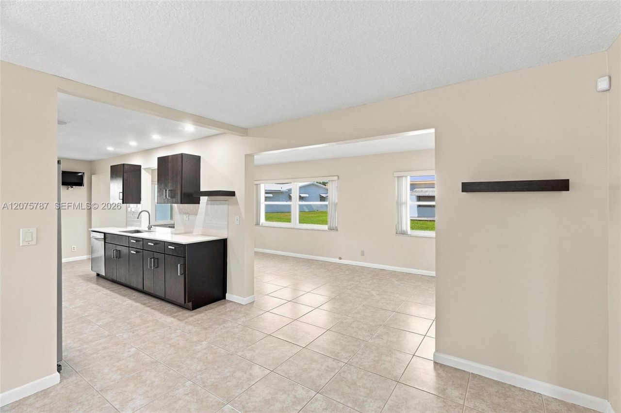 1431 NW 85th Way, Plantation, FL 33322 Photo