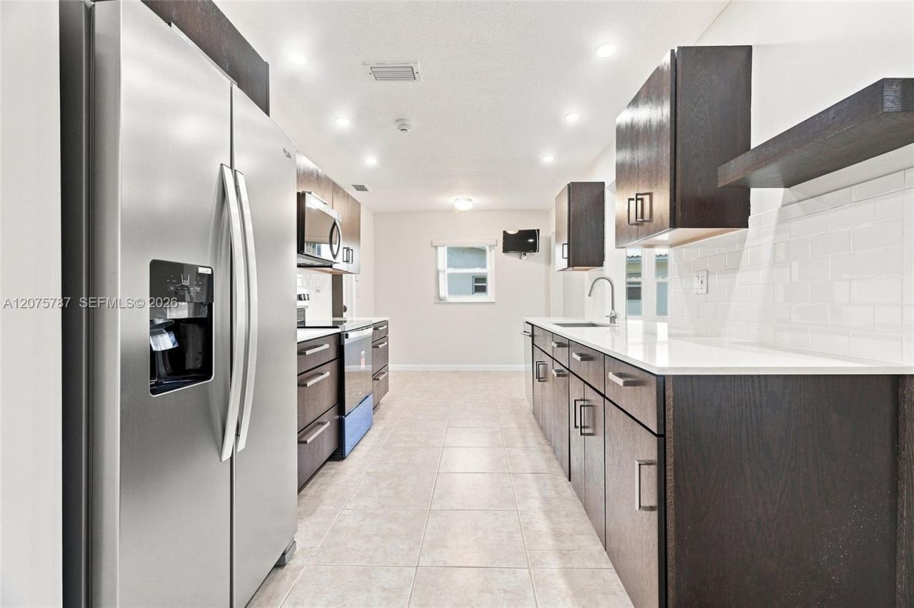 1431 NW 85th Way, Plantation, FL 33322 Photo