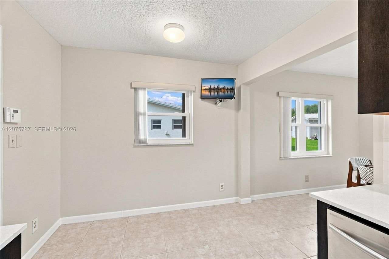 1431 NW 85th Way, Plantation, FL 33322 Photo