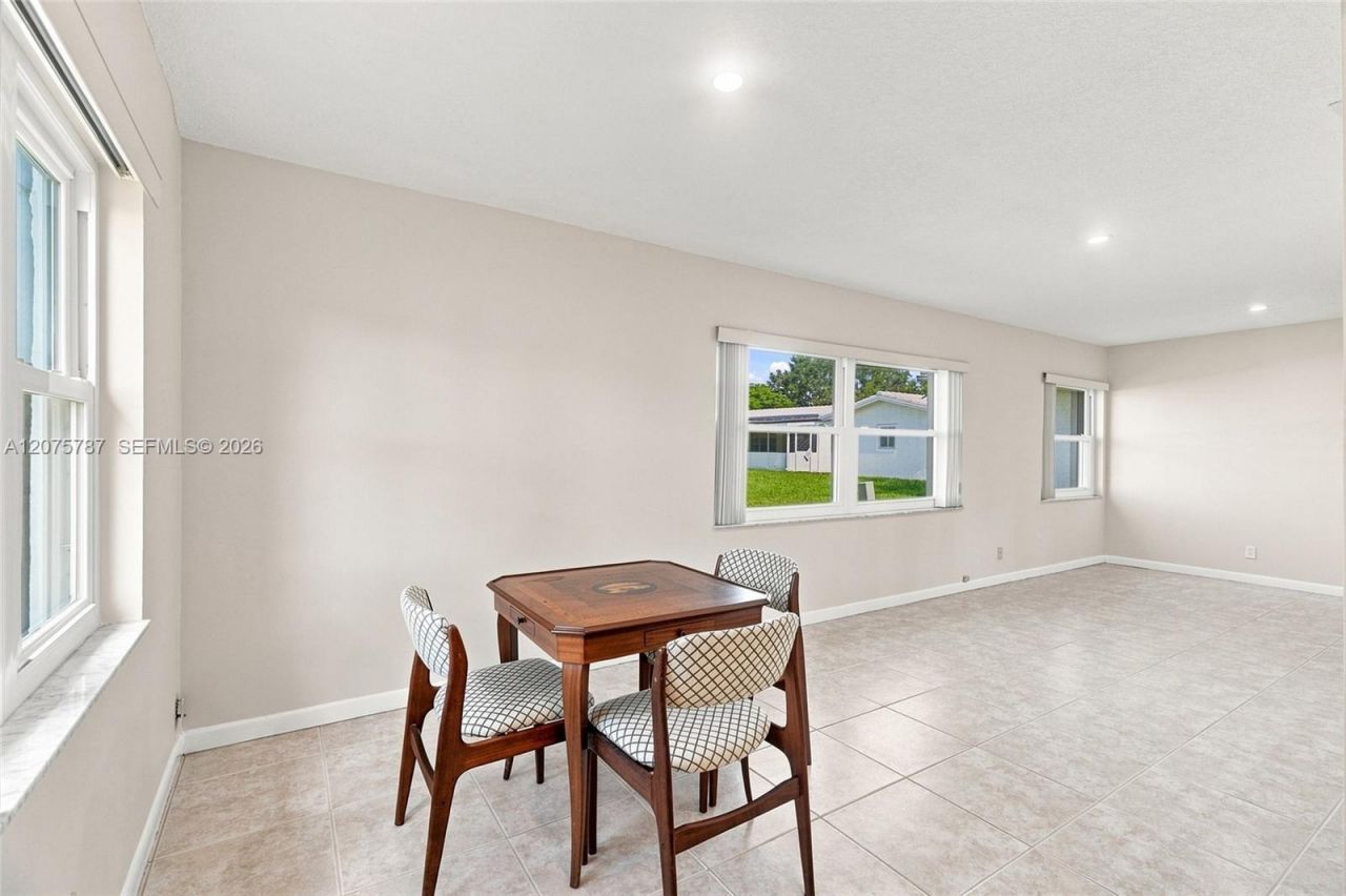 1431 NW 85th Way, Plantation, FL 33322 Photo