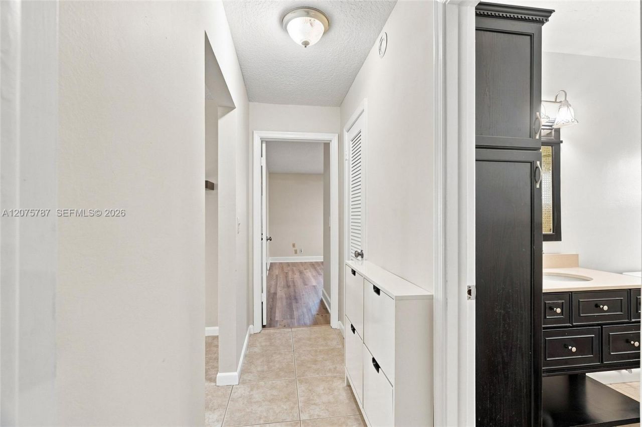 1431 NW 85th Way, Plantation, FL 33322 Photo