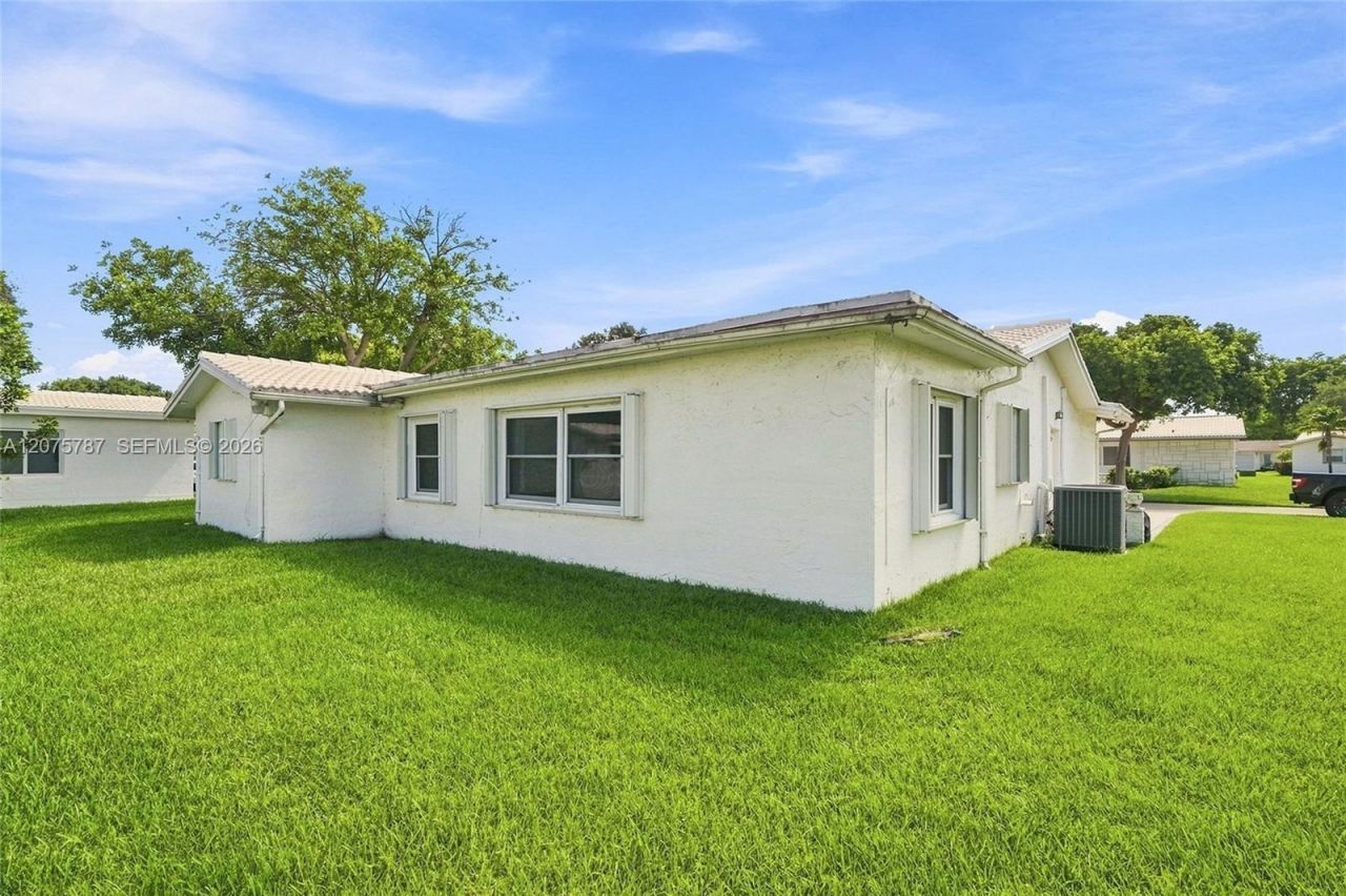 1431 NW 85th Way, Plantation, FL 33322 Photo