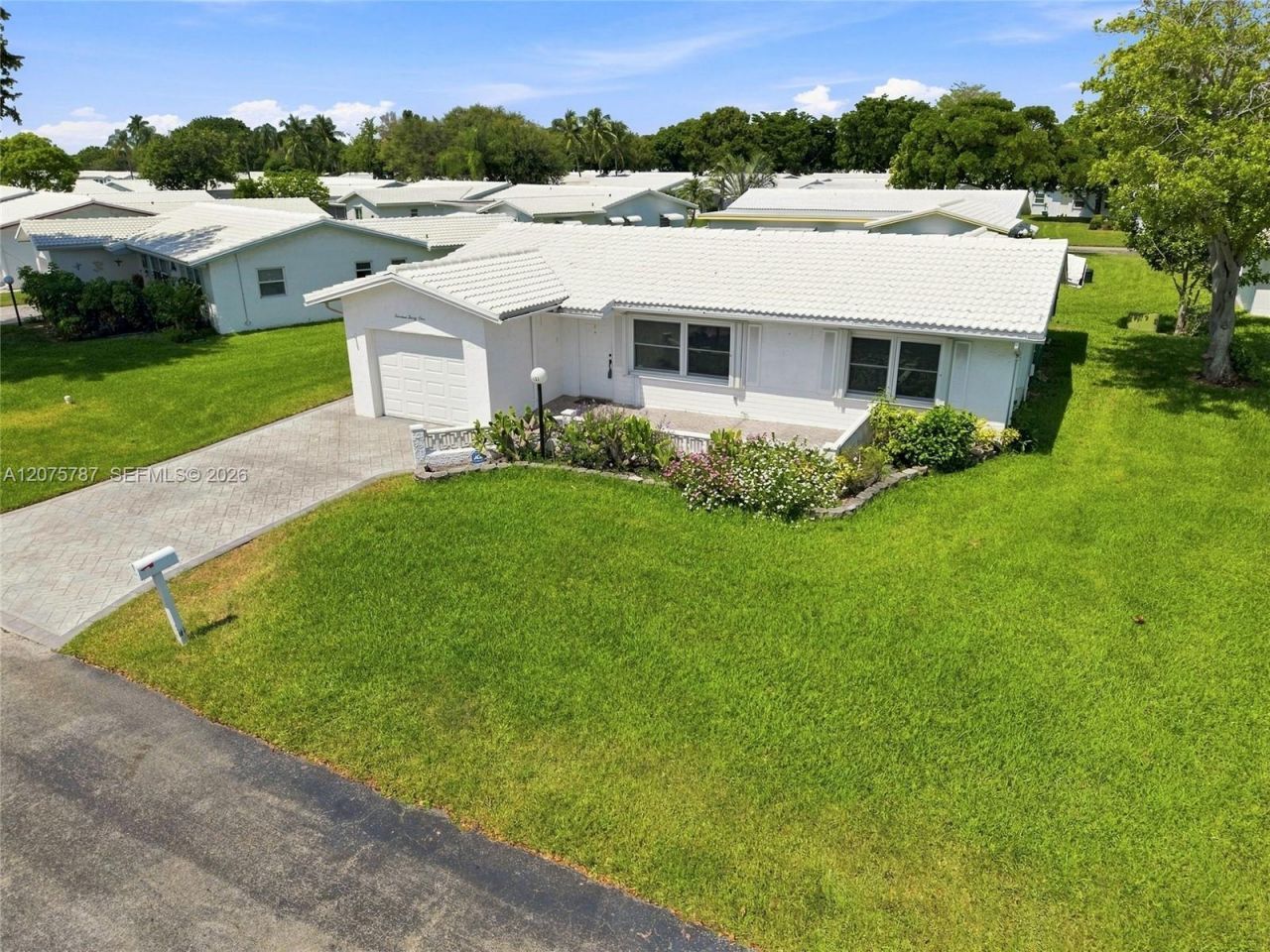 1431 NW 85th Way, Plantation, FL 33322 Photo