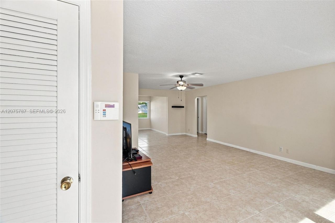 1431 NW 85th Way, Plantation, FL 33322 Photo