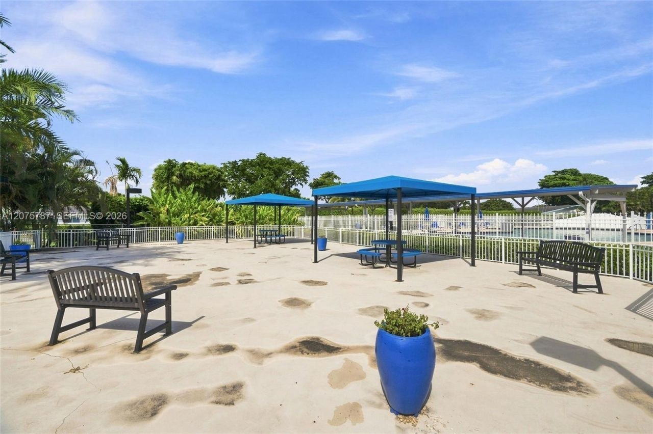 1431 NW 85th Way, Plantation, FL 33322 Photo