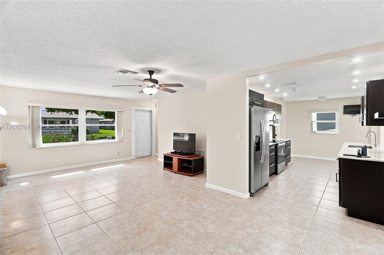 1431 NW 85th Way, Plantation, FL 33322 Photo