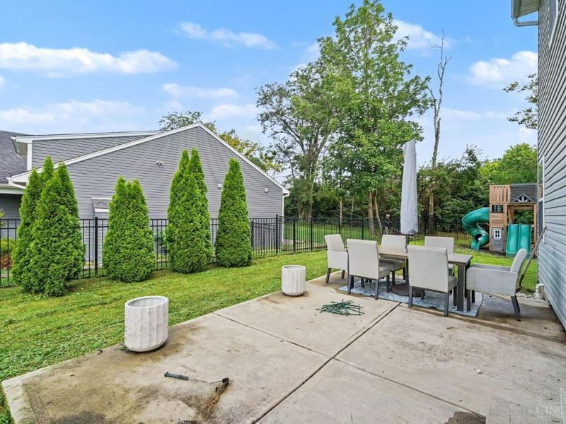 402 Irons Run Court, Lebanon, OH 45036 Photo 17
