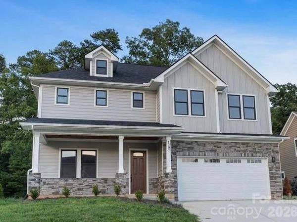 1207 39th Avenue NE, Hickory, NC 28601