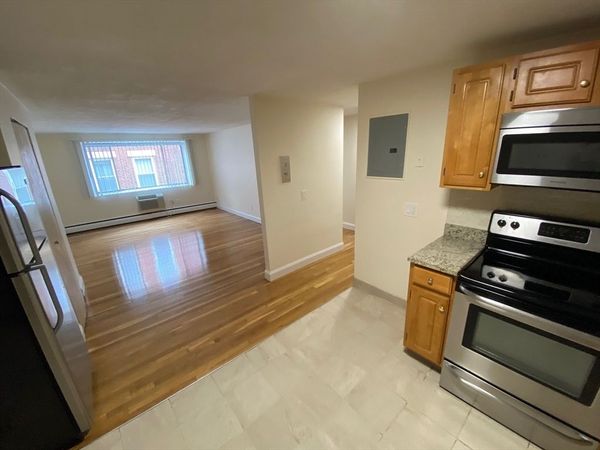 230 Babcock Street, Unit 3G, Brookline, MA 02446