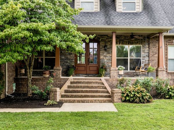 636 Greene Dr, Lebanon, TN 37087