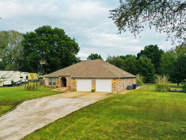 17533 S 321st East Avenue , Coweta, OK 74429