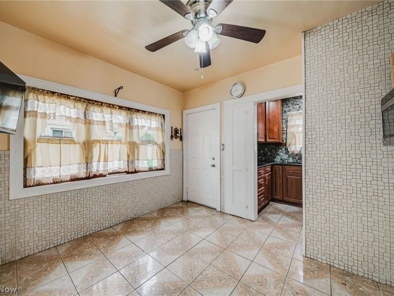 13509 Alvin Avenue, Garfield Heights, OH 44105 Photo 13
