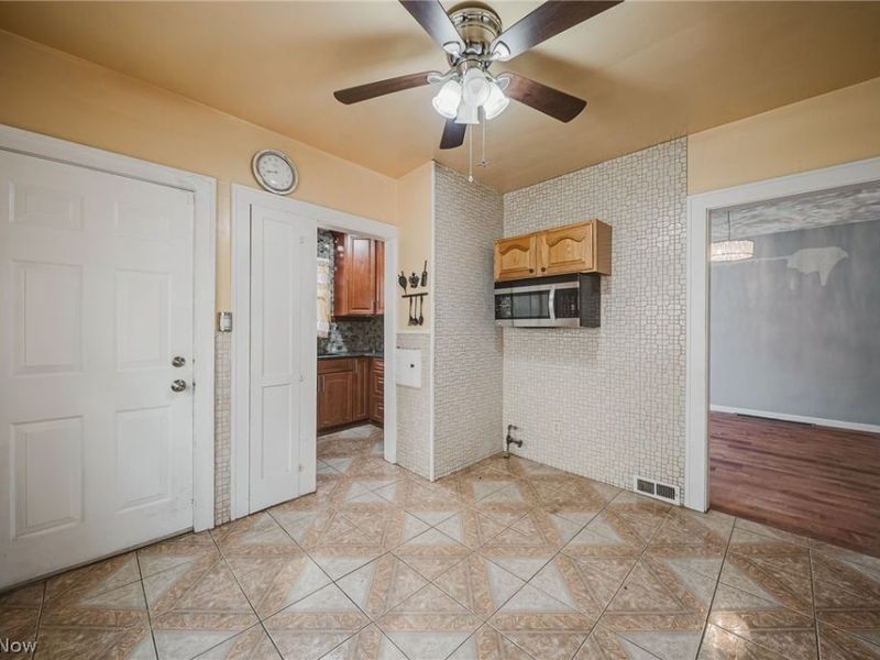 13509 Alvin Avenue, Garfield Heights, OH 44105 Photo 16
