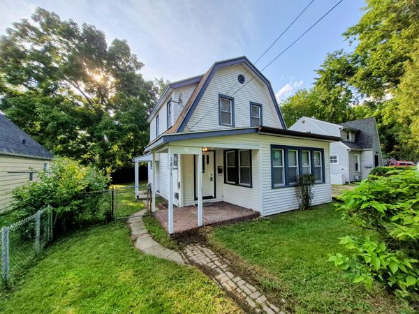 1211 Wayside Road, Kalamazoo, MI 49048