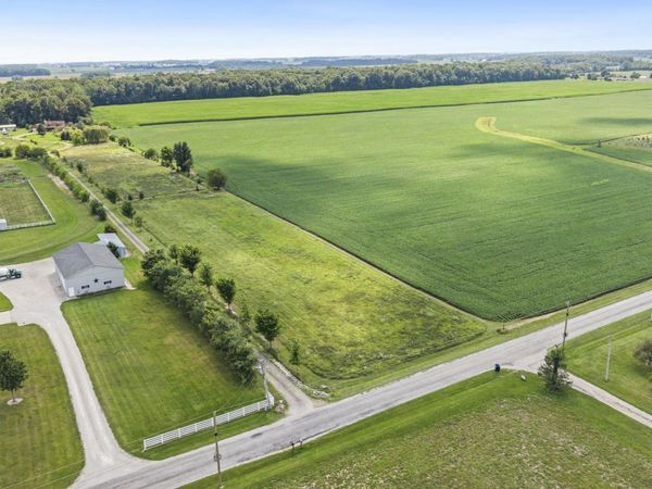 TBS 1100 North Road, Roanoke, IN 46783
