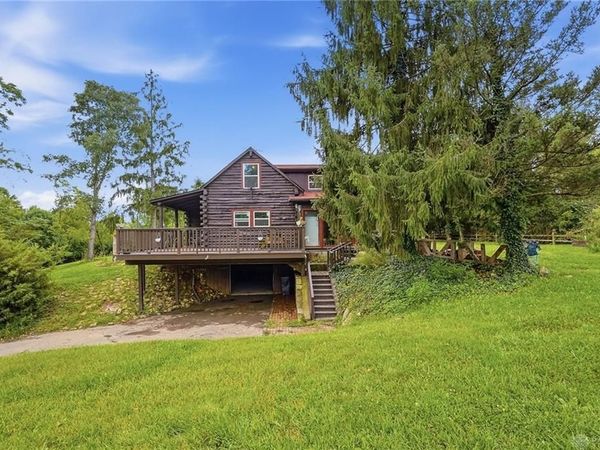 11635 Hall Road, Laura, OH 45337