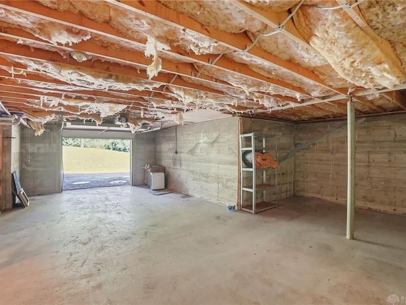 11635 Hall Road, Laura, OH 45337 Photo 14