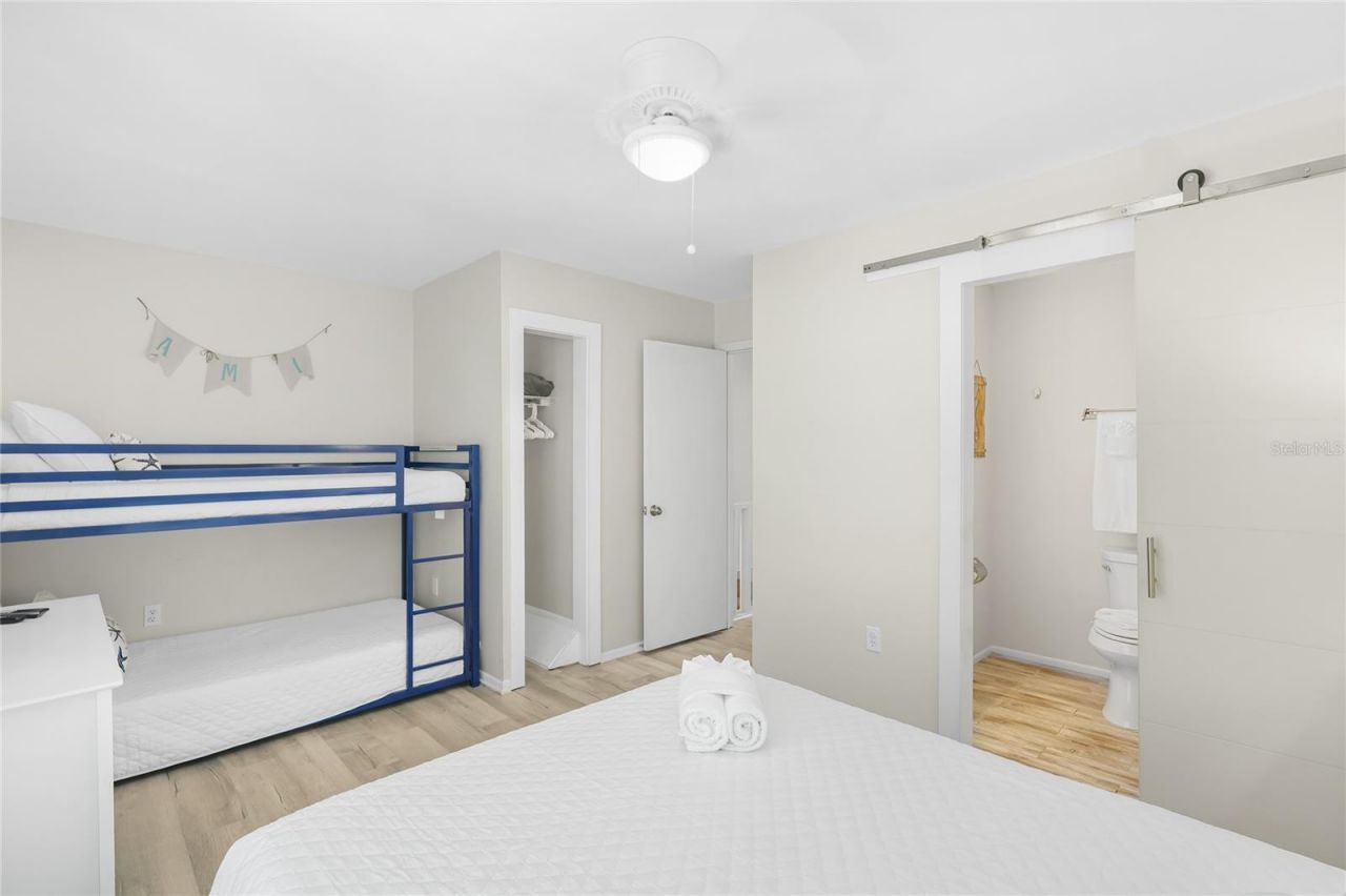 6250 Holmes Boulevard, Unit 24, Holmes Beach, FL 34217 Photo