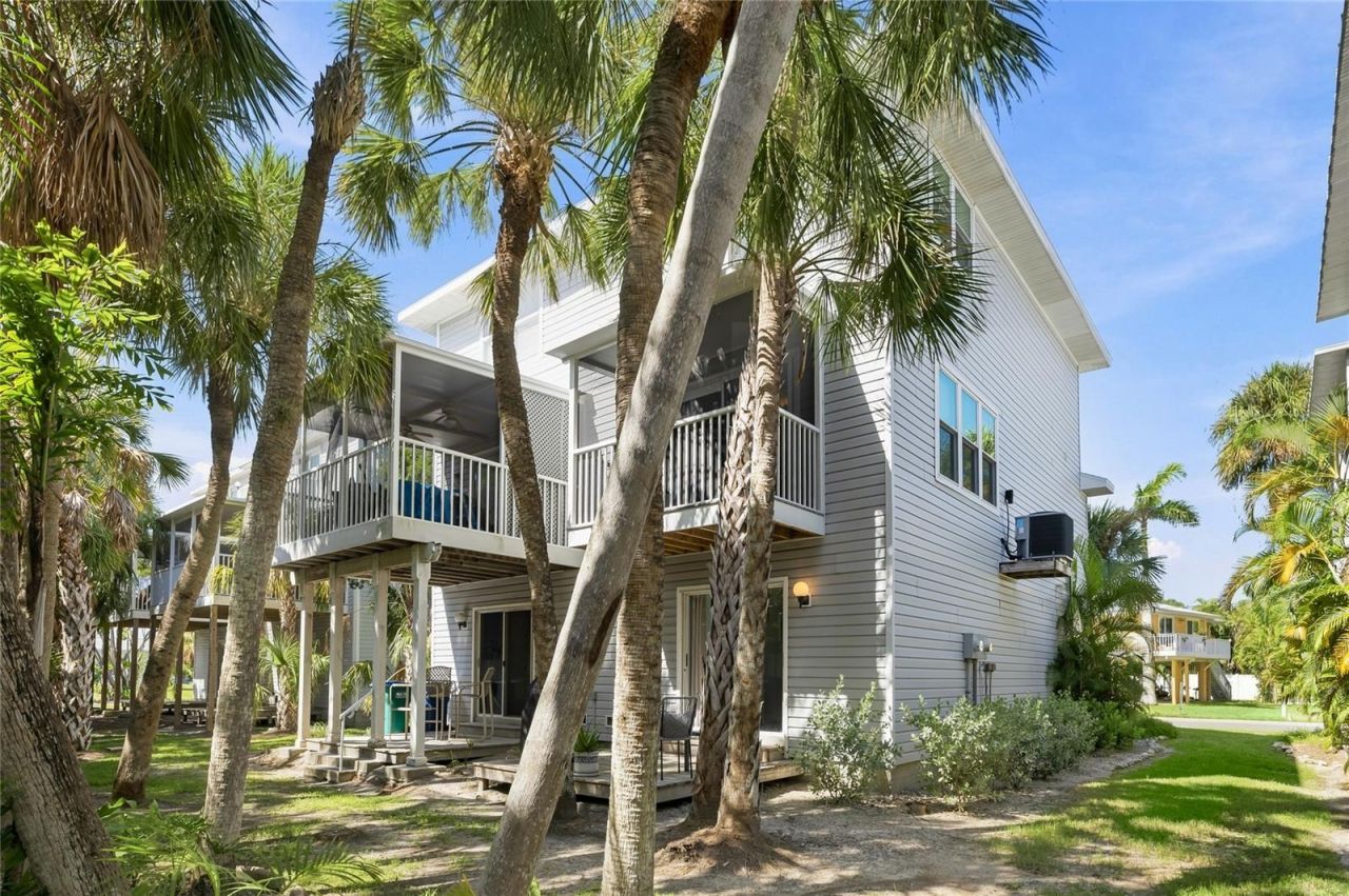6250 Holmes Boulevard, Unit 24, Holmes Beach, FL 34217 Photo