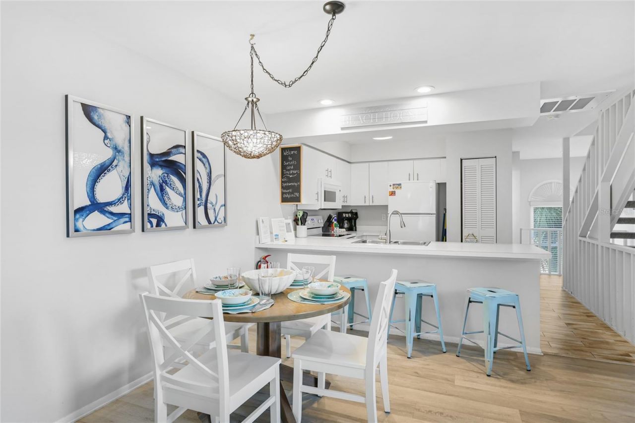 6250 Holmes Boulevard, Unit 24, Holmes Beach, FL 34217 Photo