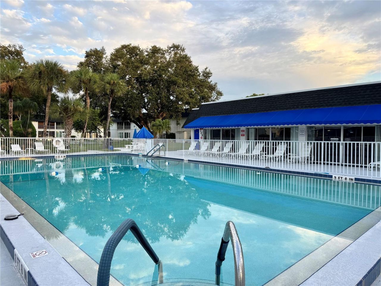 304 46th Avenue Terrace W, Unit 421, Bradenton, FL 34207 Photo