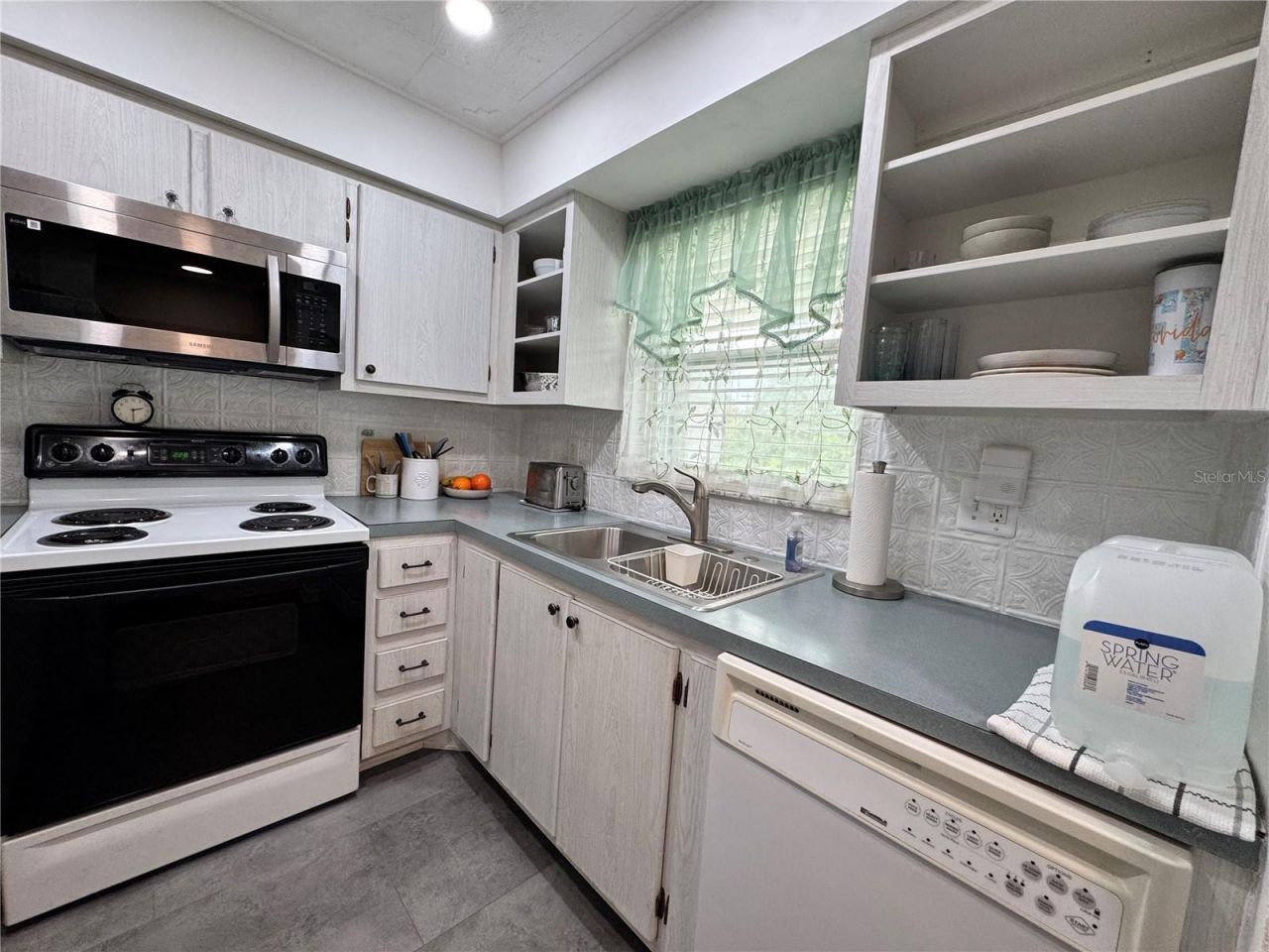 304 46th Avenue Terrace W, Unit 421, Bradenton, FL 34207 Photo