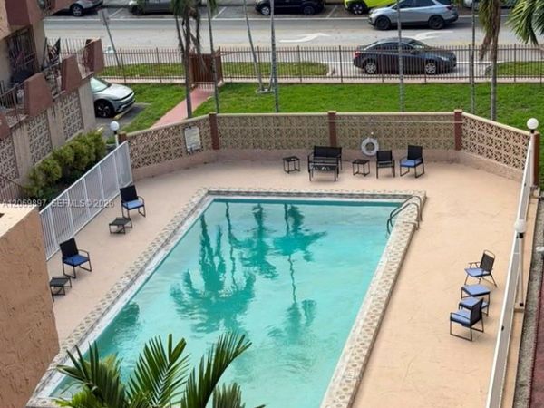 1630 W 46th St , Unit 504C, Hialeah, FL 33012