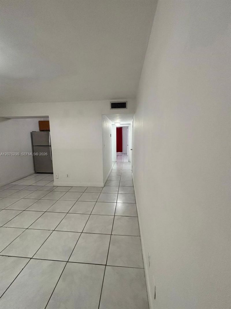 11005 SW 1st St , Unit 302, Sweetwater, FL 33174 Photo
