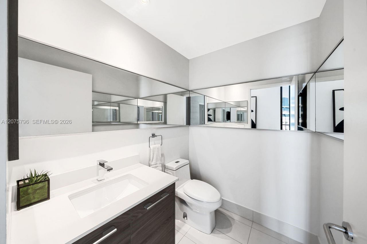 1300 S Miami Ave, Unit UPH4, Miami, FL 33130 Photo