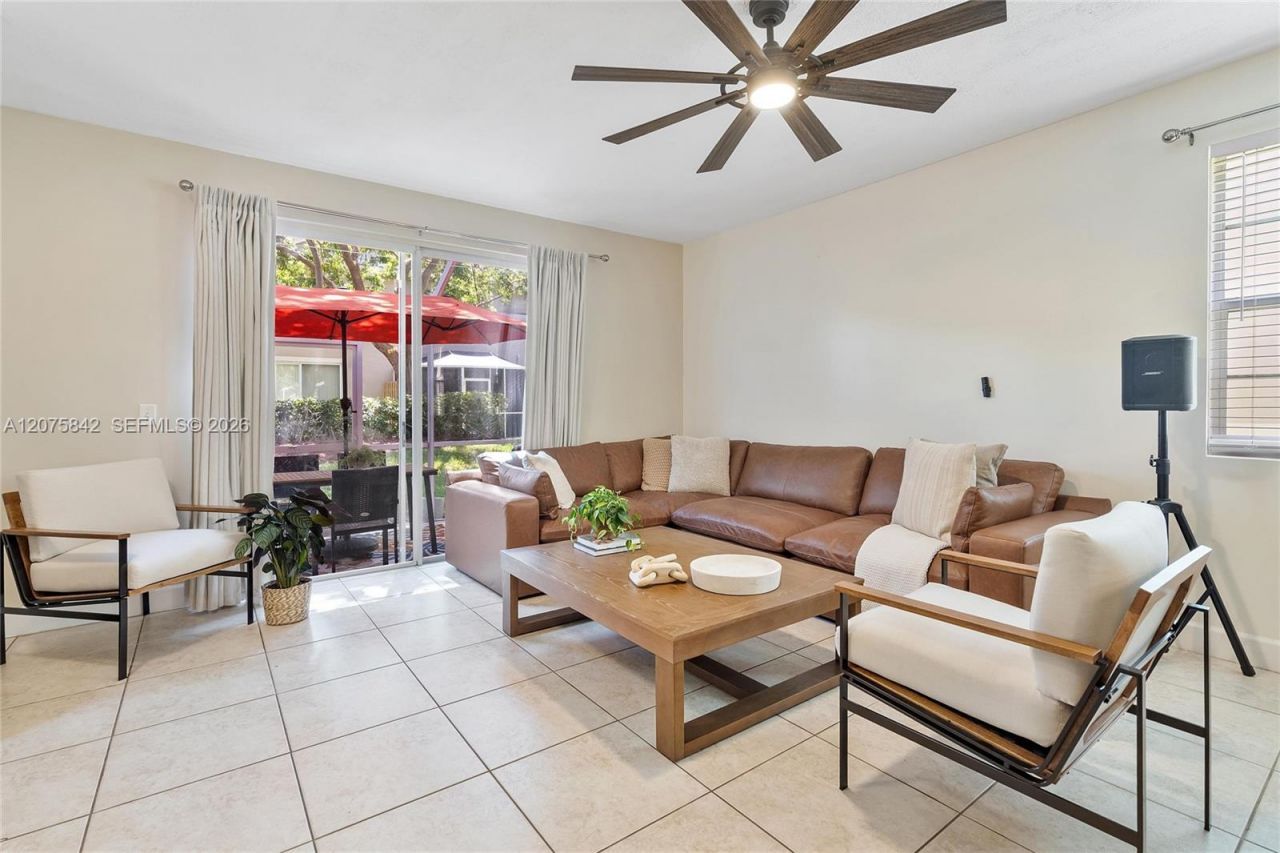 2224 Salerno Cir, Weston, FL 33327 Photo
