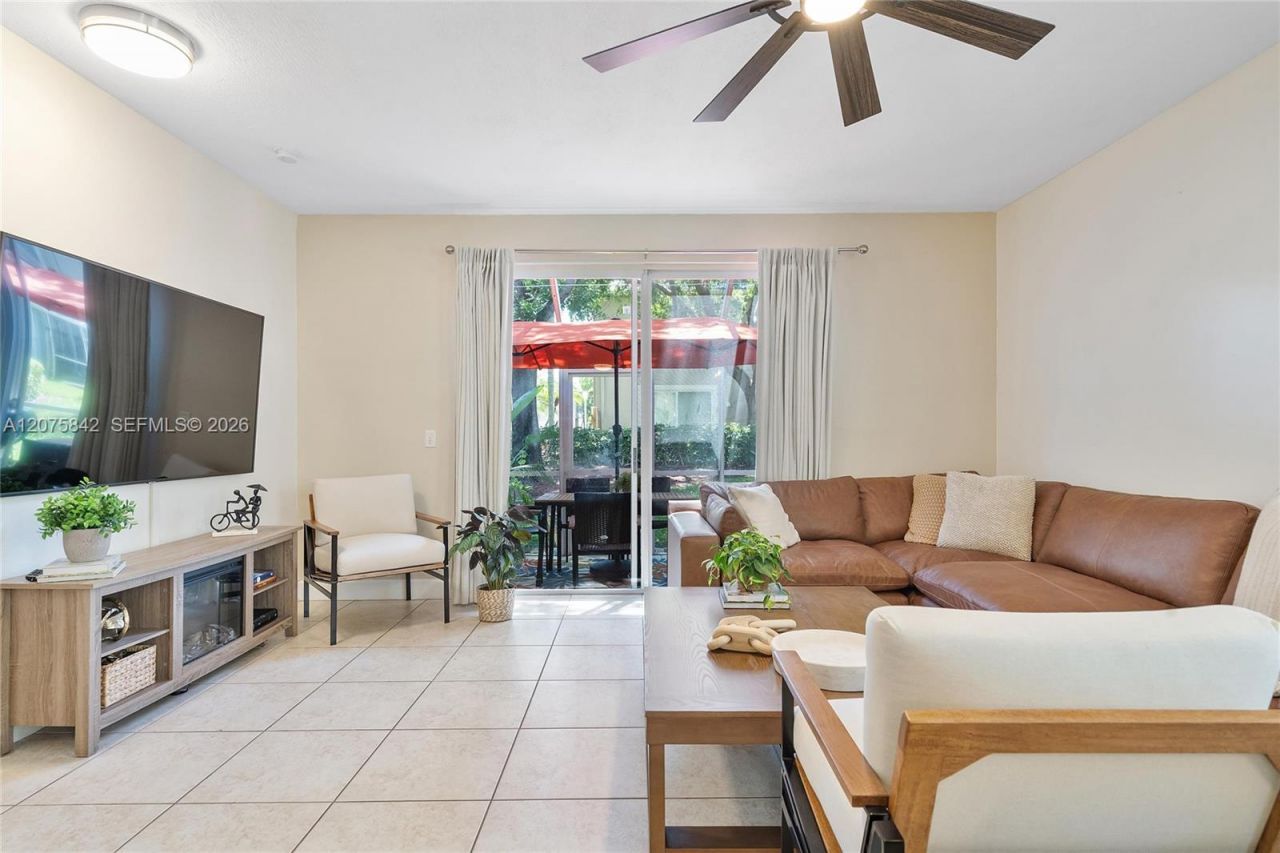2224 Salerno Cir, Weston, FL 33327 Photo