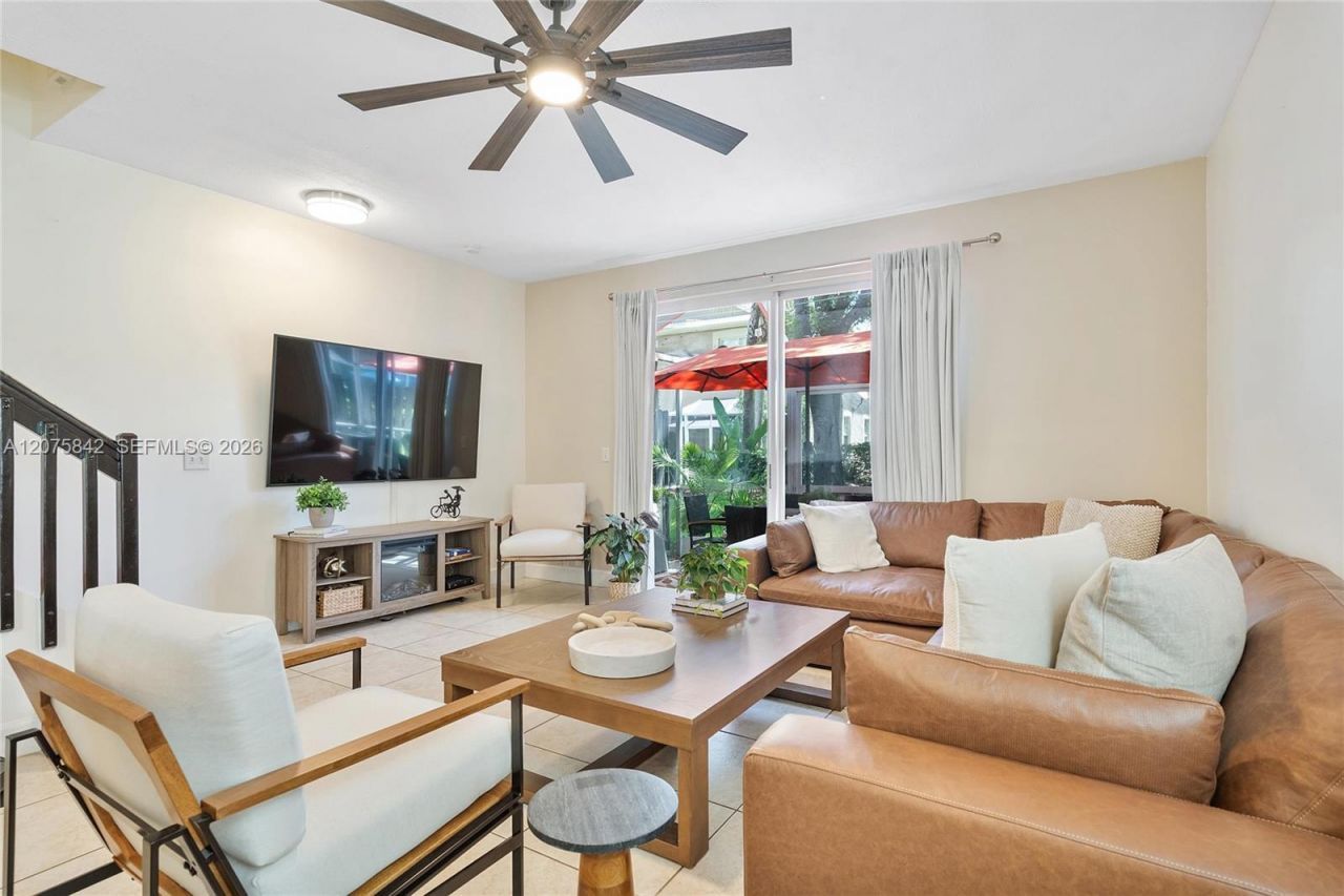 2224 Salerno Cir, Weston, FL 33327 Photo