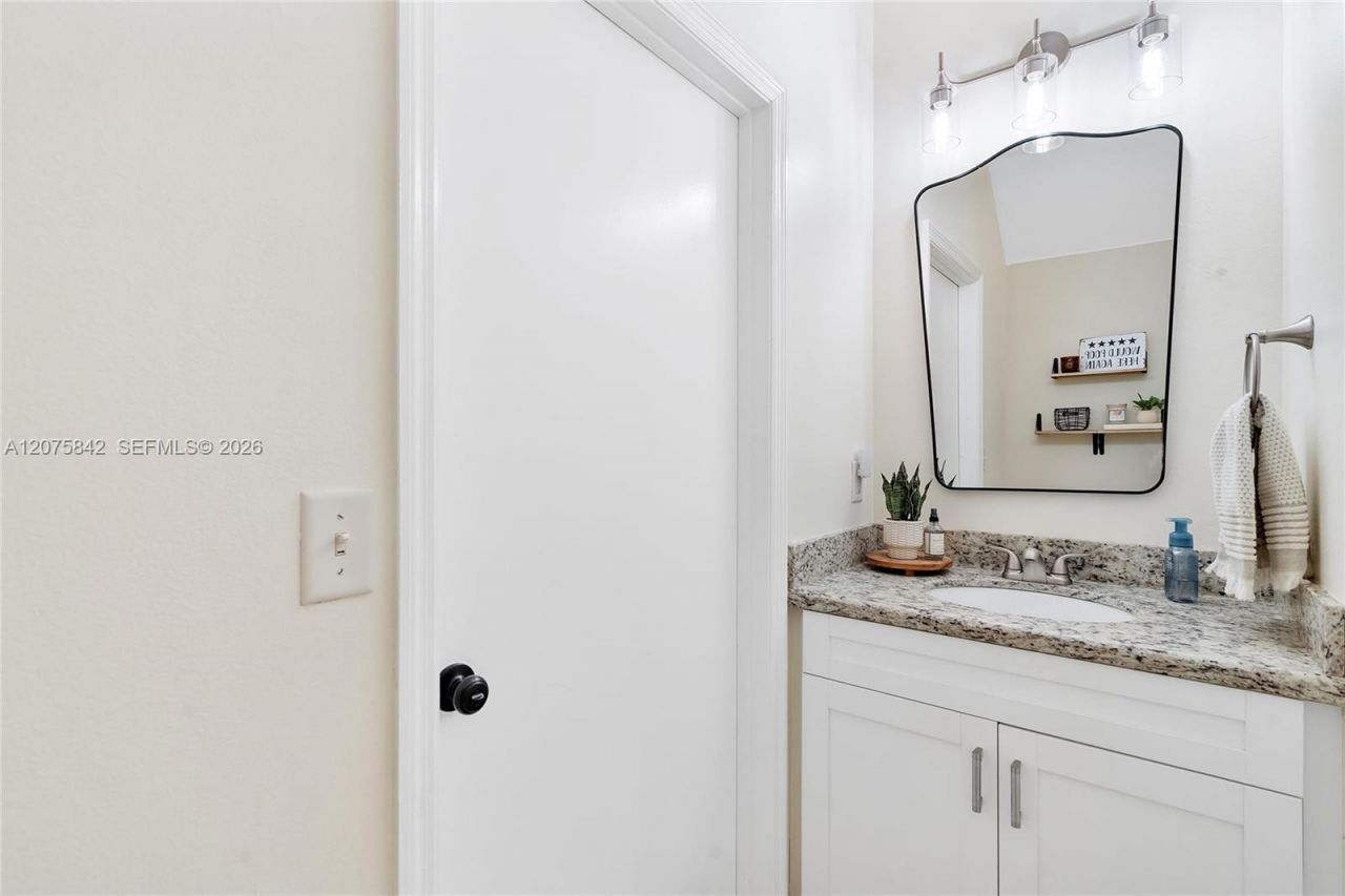 2224 Salerno Cir, Weston, FL 33327 Photo