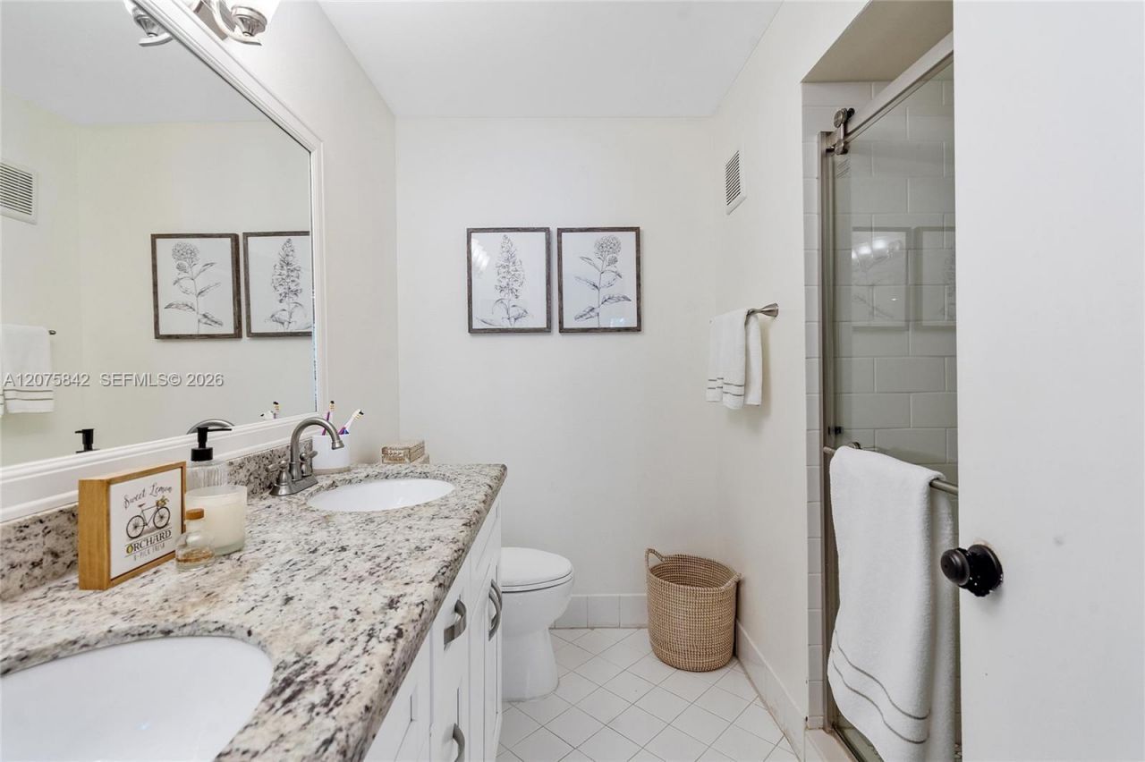 2224 Salerno Cir, Weston, FL 33327 Photo