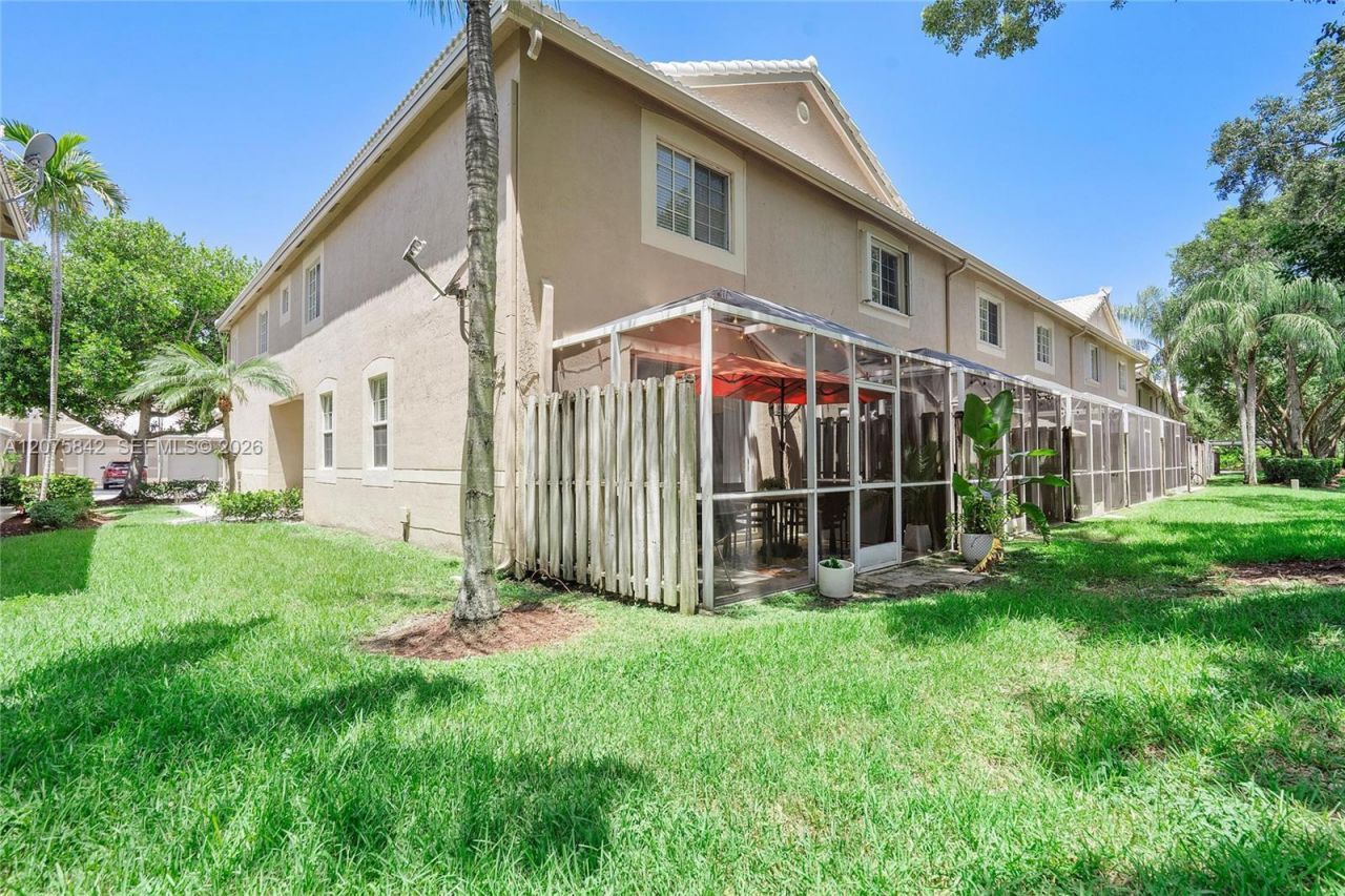 2224 Salerno Cir, Weston, FL 33327 Photo