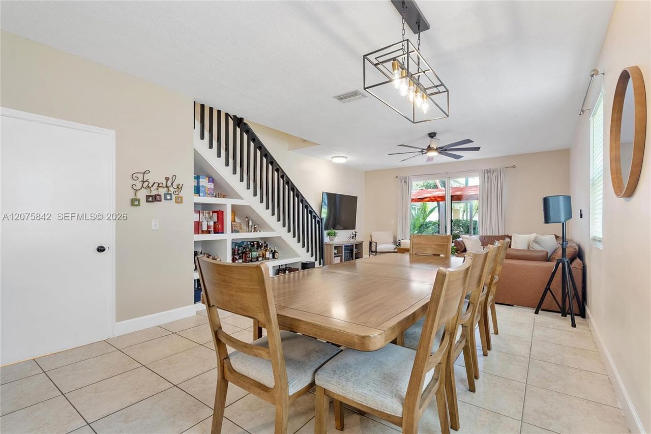 2224 Salerno Cir, Weston, FL 33327 Photo