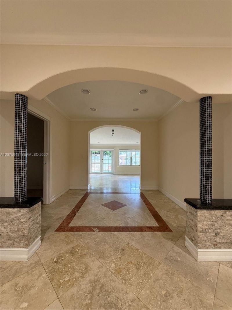 3889 NW 5th St, Miami, FL 33126 Photo