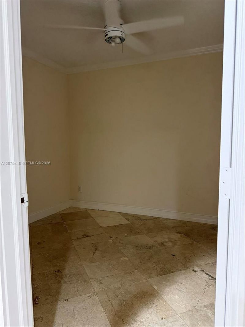 3889 NW 5th St, Miami, FL 33126 Photo