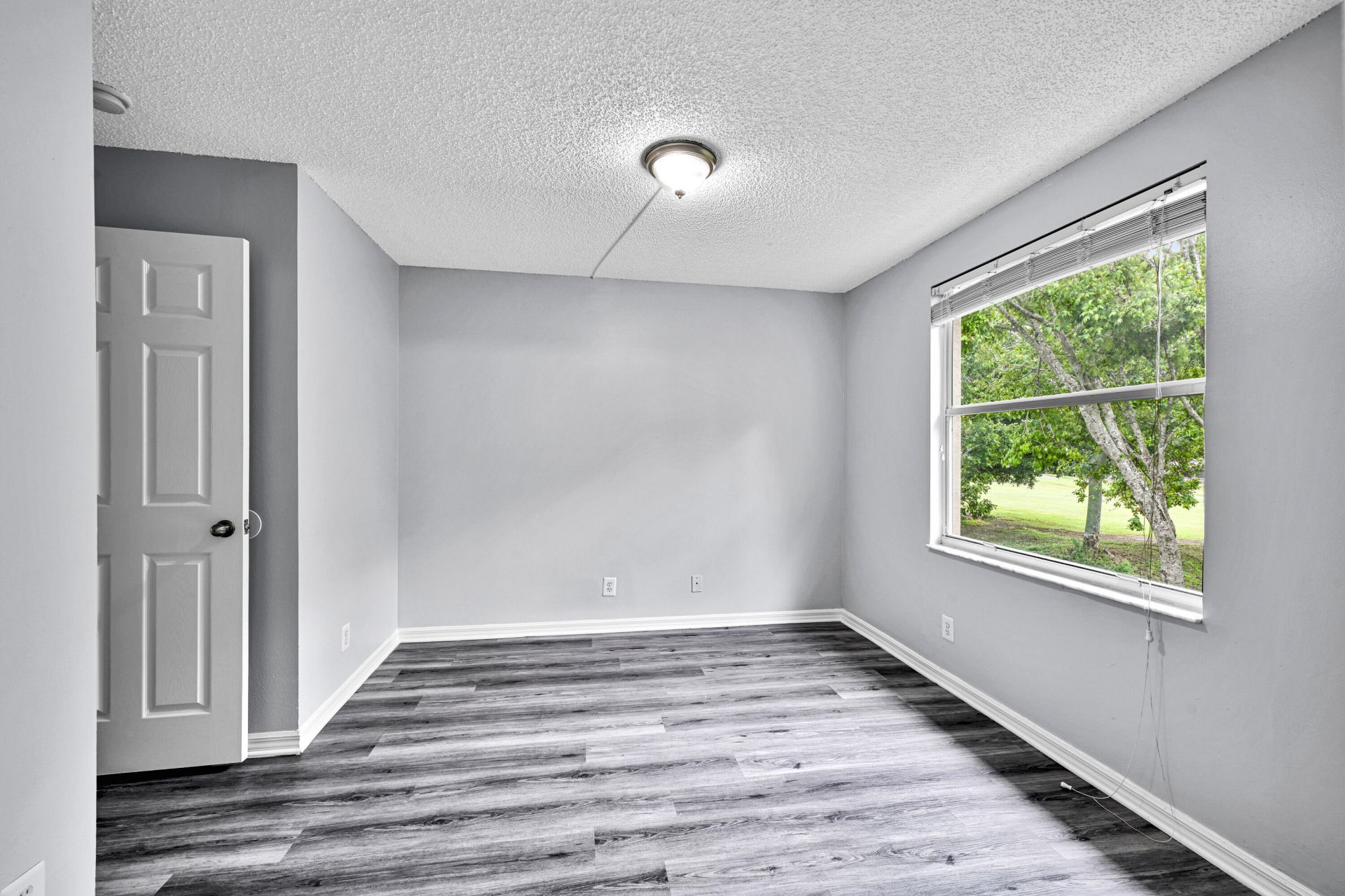 8658 S Southgate Shores Circle, Tamarac, FL 33321 Photo
