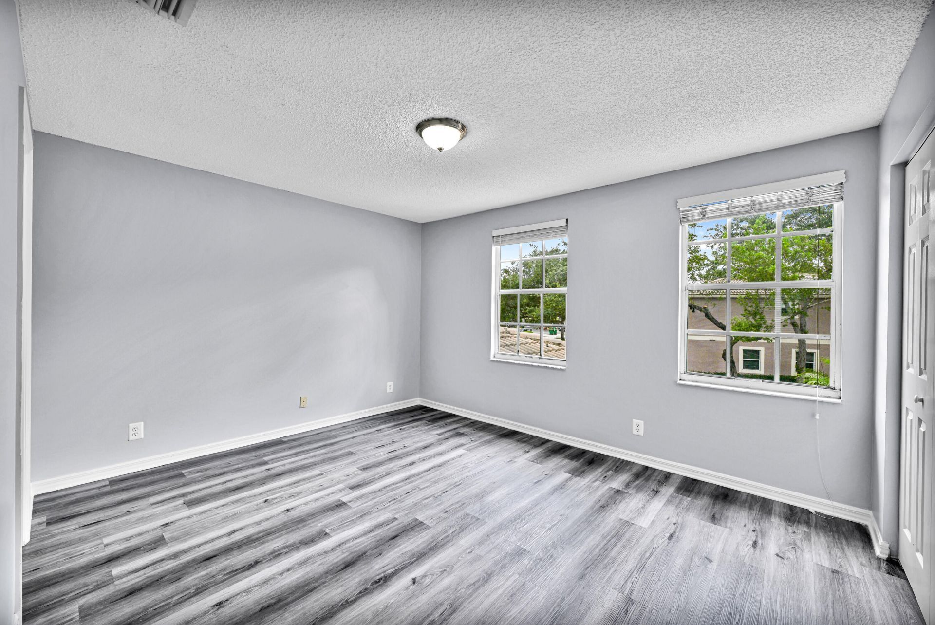 8658 S Southgate Shores Circle, Tamarac, FL 33321 Photo