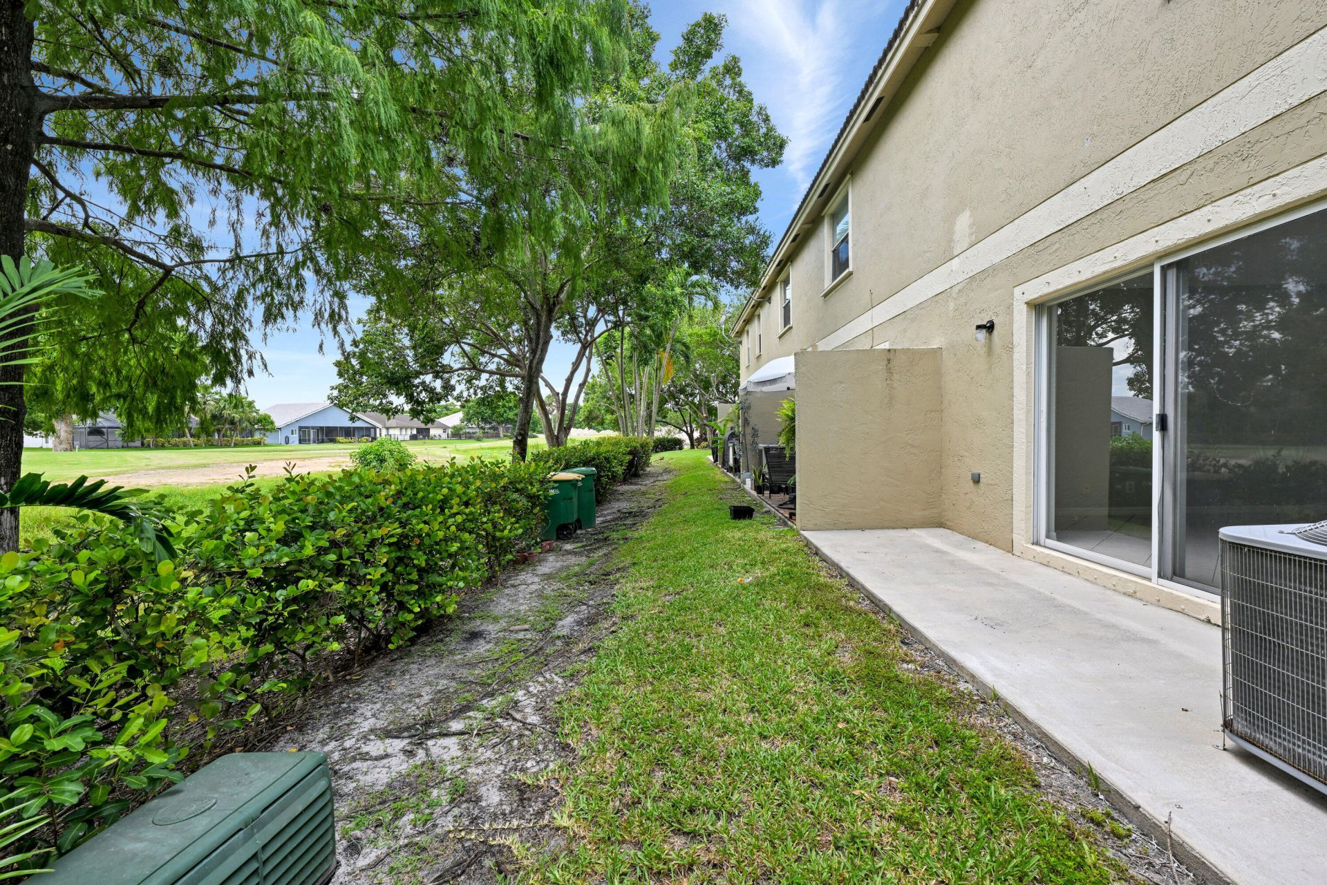8658 S Southgate Shores Circle, Tamarac, FL 33321 Photo