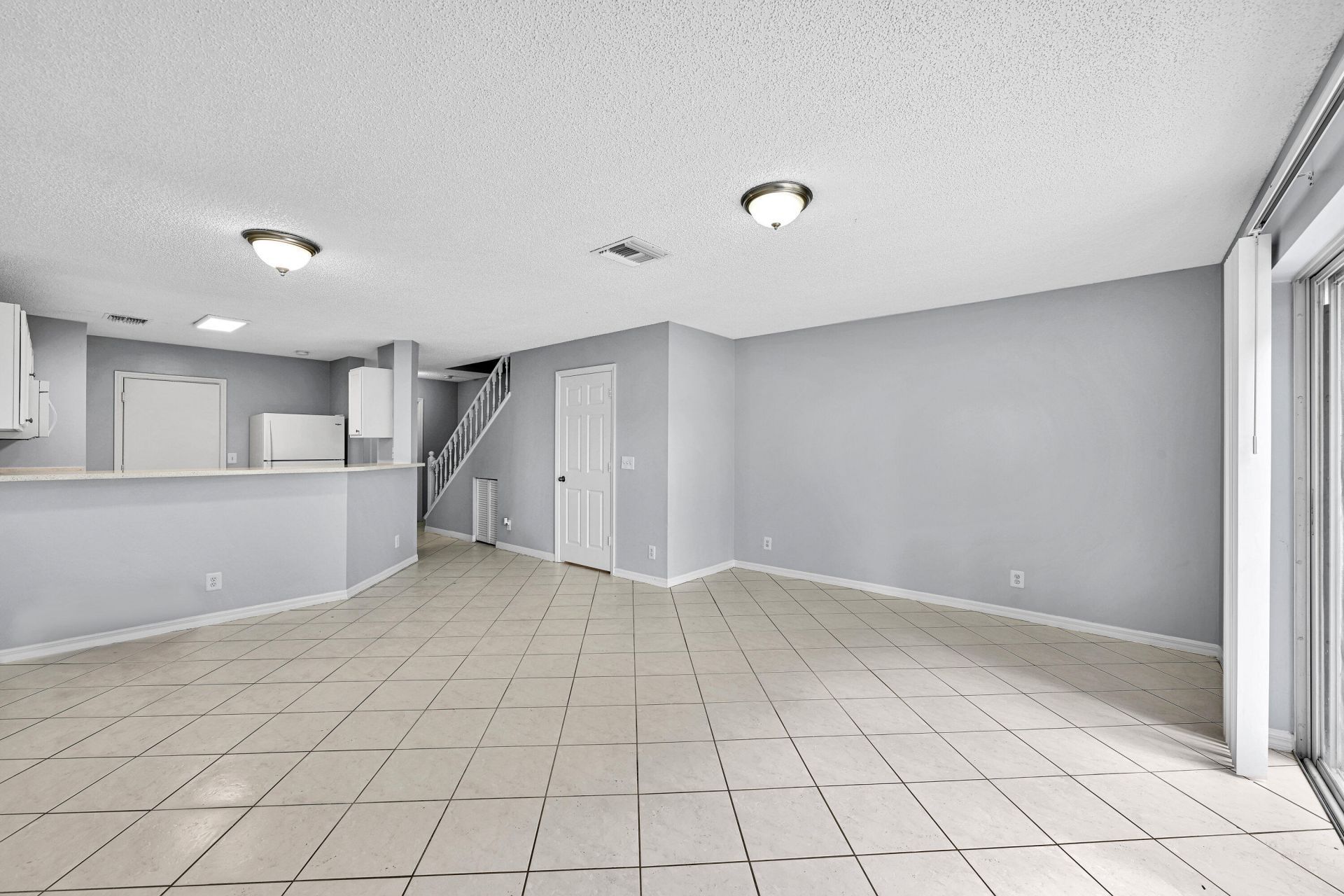 8658 S Southgate Shores Circle, Tamarac, FL 33321 Photo