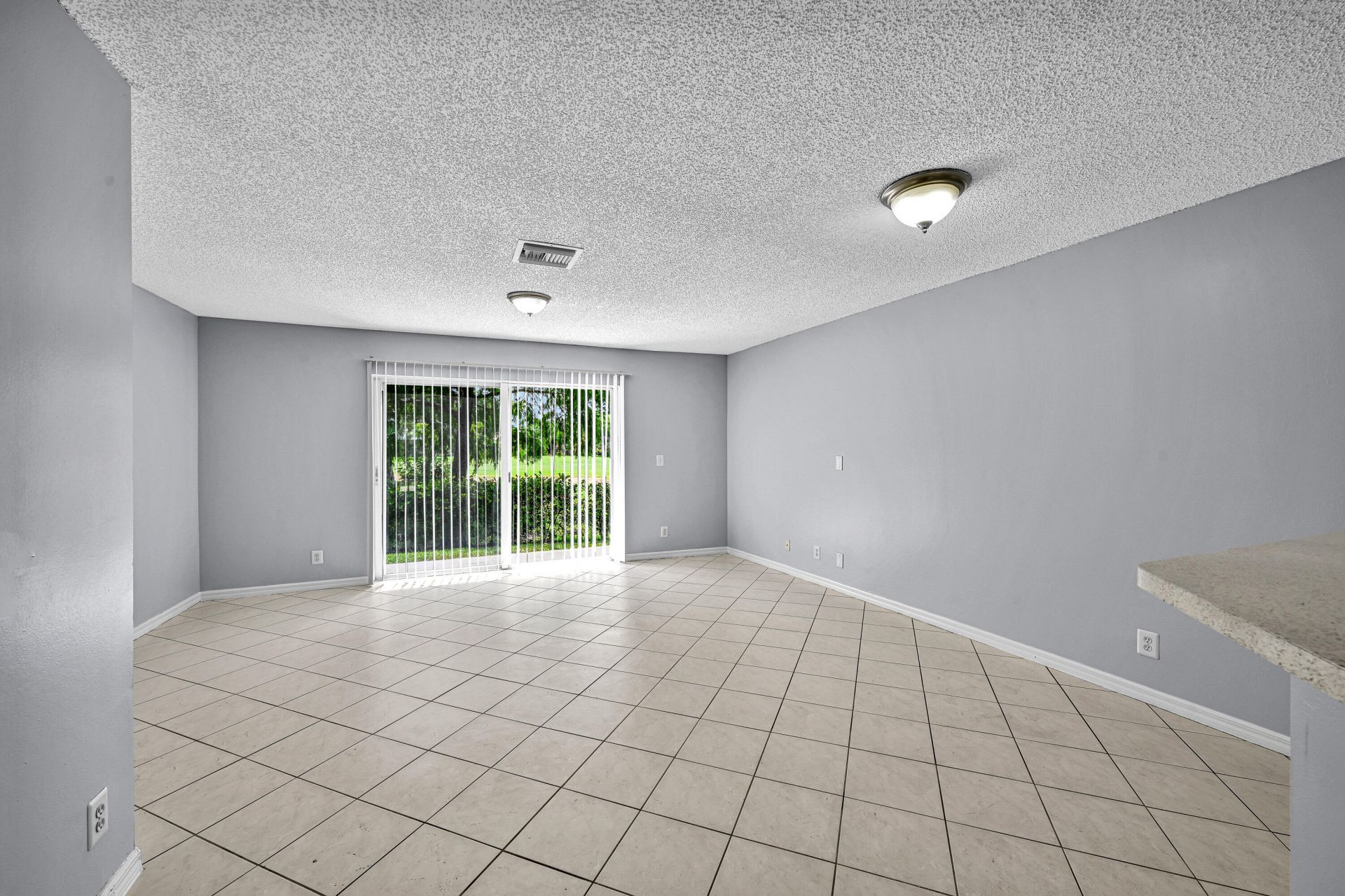 8658 S Southgate Shores Circle, Tamarac, FL 33321 Photo