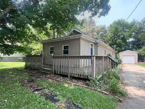 212 Pauline Avenue, Akron, OH 44312