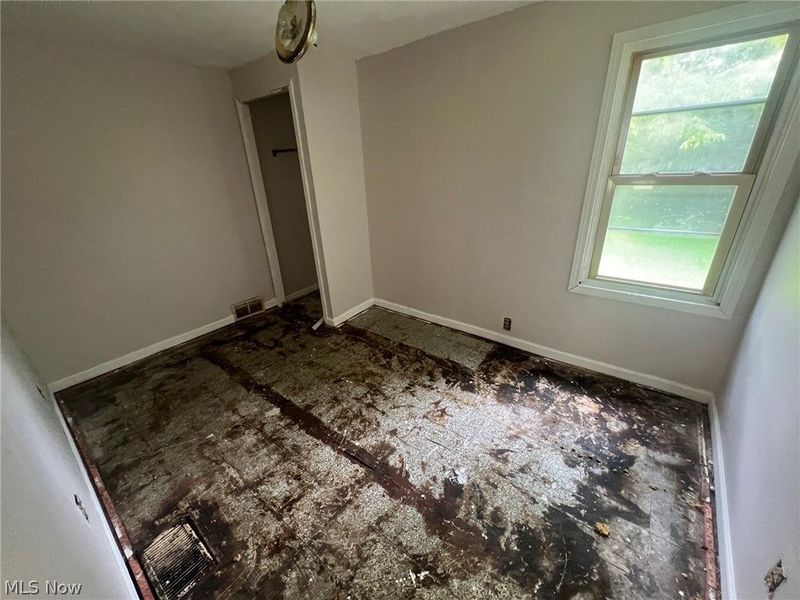 212 Pauline Avenue, Akron, OH 44312 Photo 6