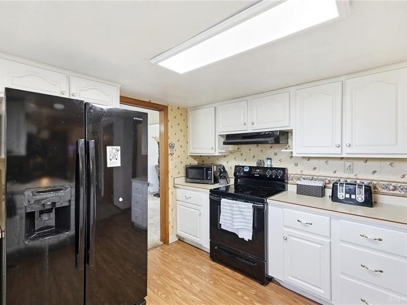 933 E David Road, Kettering, OH 45429 Photo 11