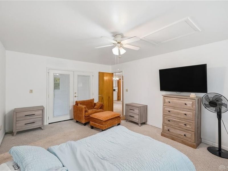 933 E David Road, Kettering, OH 45429 Photo 19