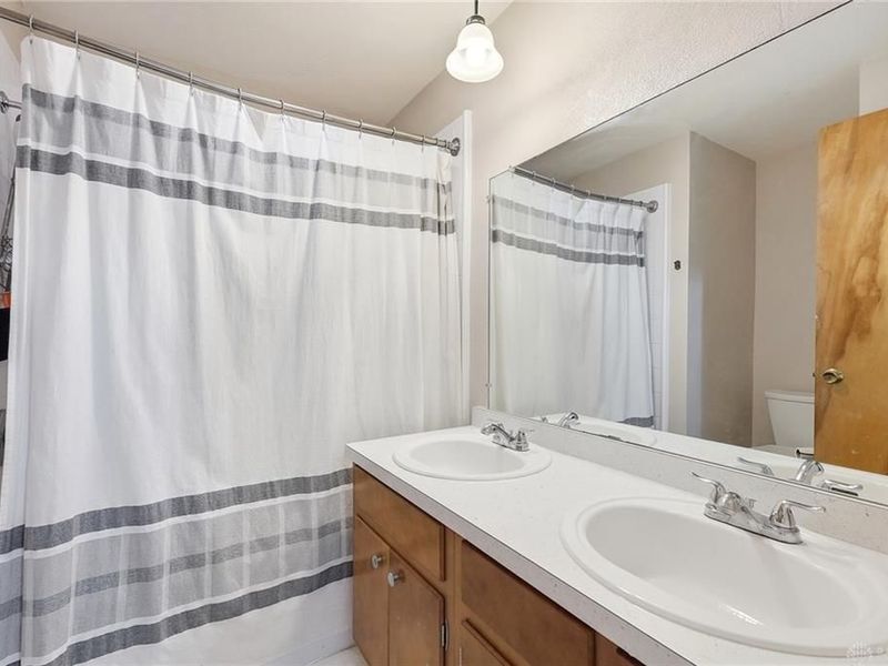 933 E David Road, Kettering, OH 45429 Photo 27